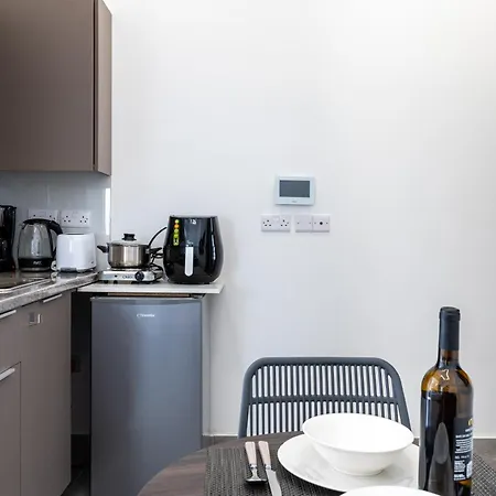 Апартаменты Starlight Ларнака